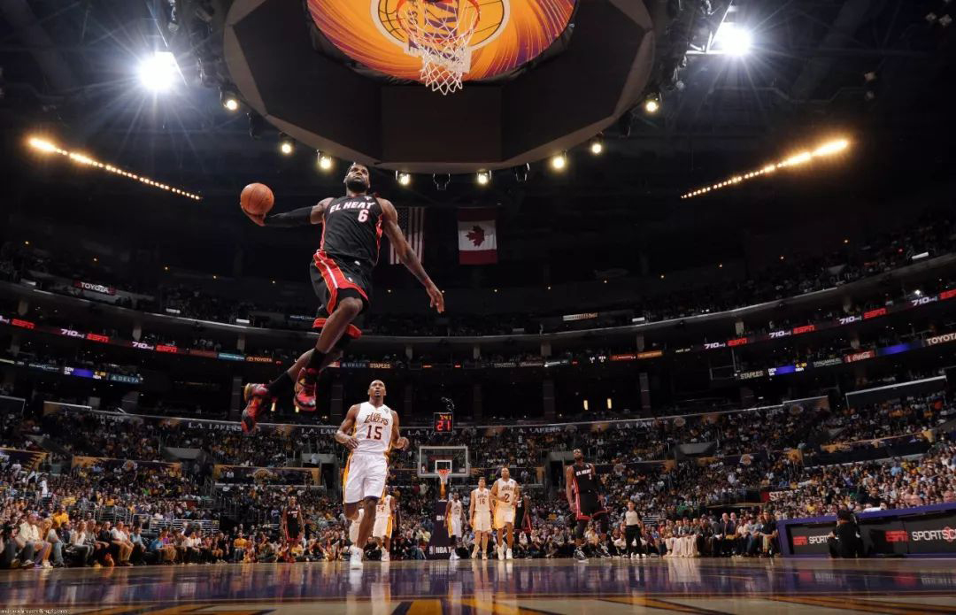 “互联网+体育”场景是关键 看动因体育、、NBA、、Keep若何衔接线上与线下丨体育经理人