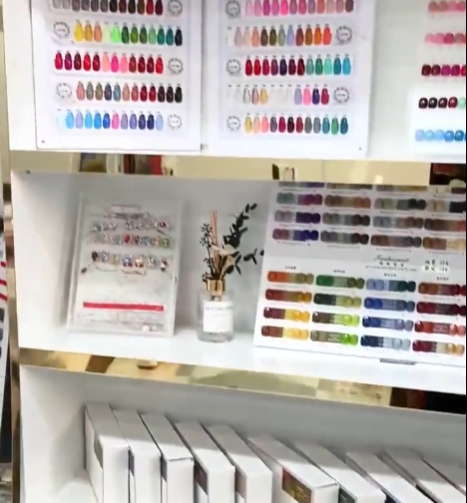 钟爱美美甲睫探店