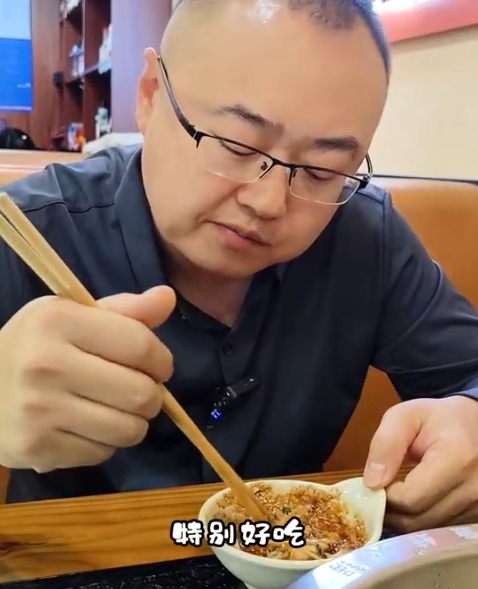 重庆鱼蛙火锅探店02